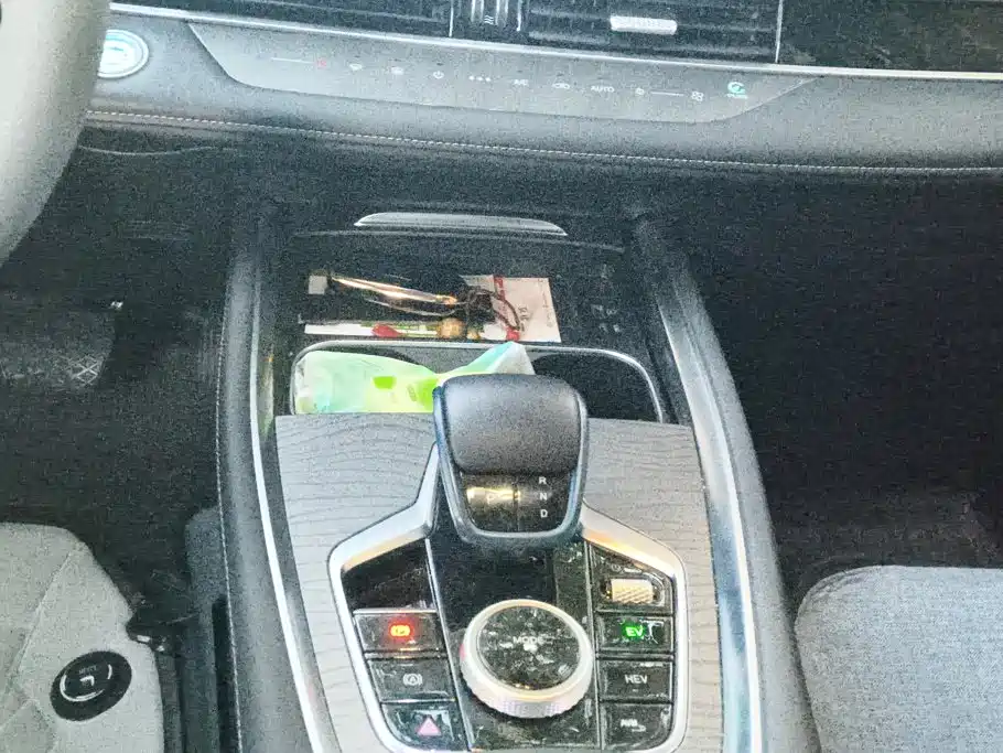 Chery Tiggo 8 PRO NEV — миниатюра 16