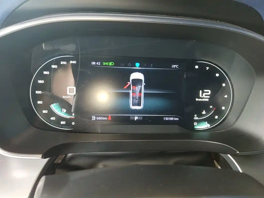 Roewe iMAX8 — миниатюра 12