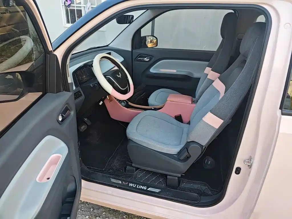 Wuling MINIEV — миниатюра 16