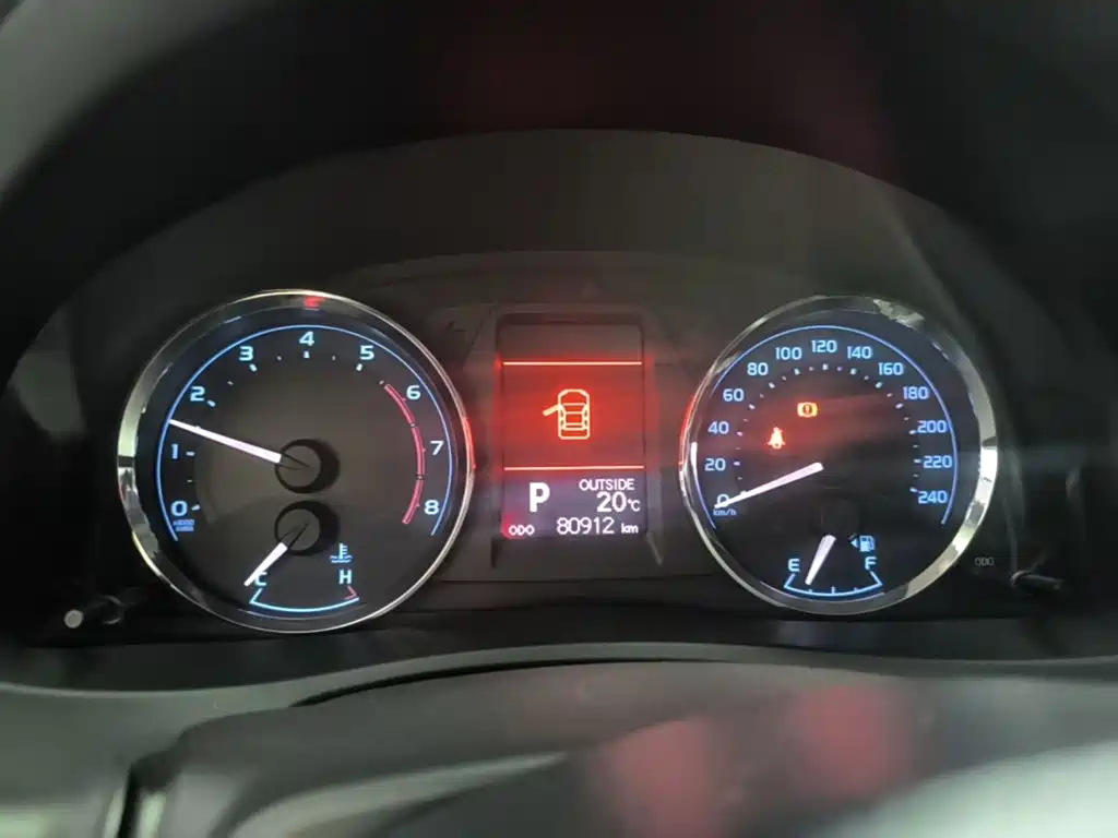 Toyota Corolla — миниатюра 12