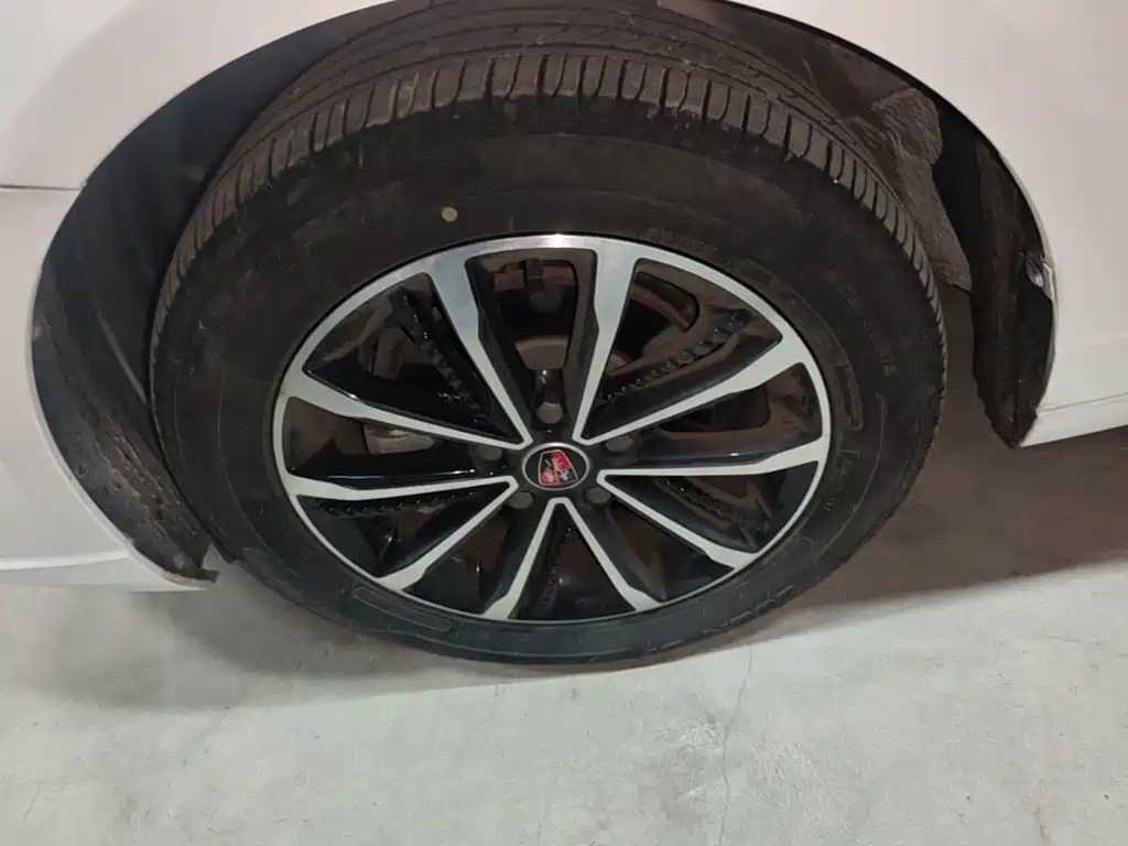 Roewe i5 — миниатюра 23