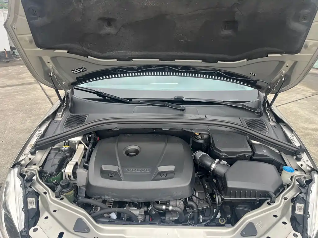Volvo XC60 — миниатюра 14