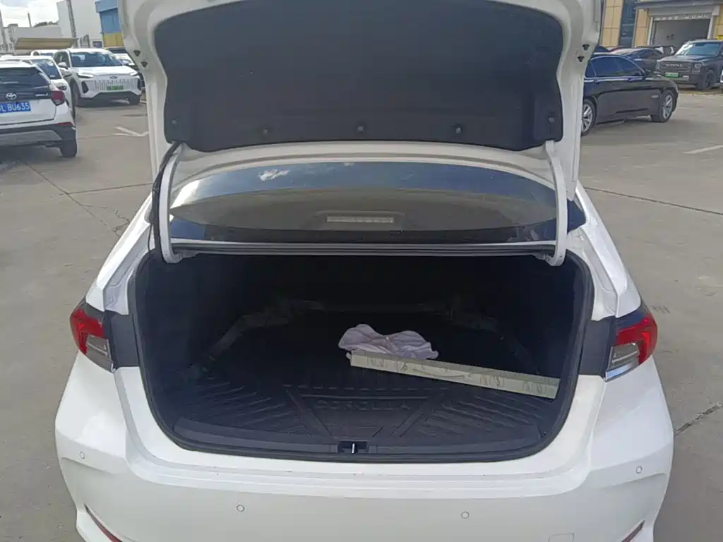 Toyota Corolla — миниатюра 21