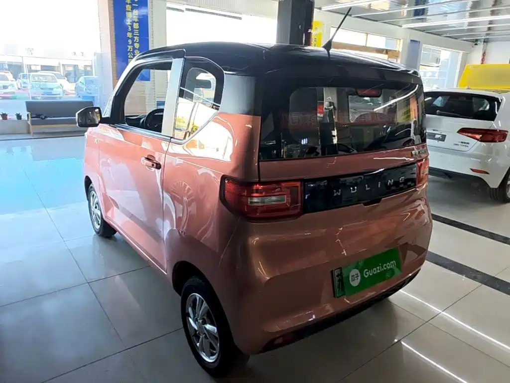 Wuling MINIEV — миниатюра 5