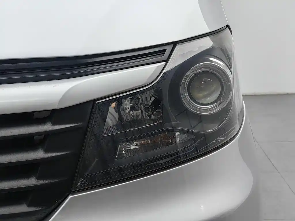 Kaicheng Ruixing M70 — миниатюра 7