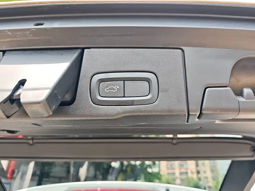 Volvo XC60 — миниатюра 27