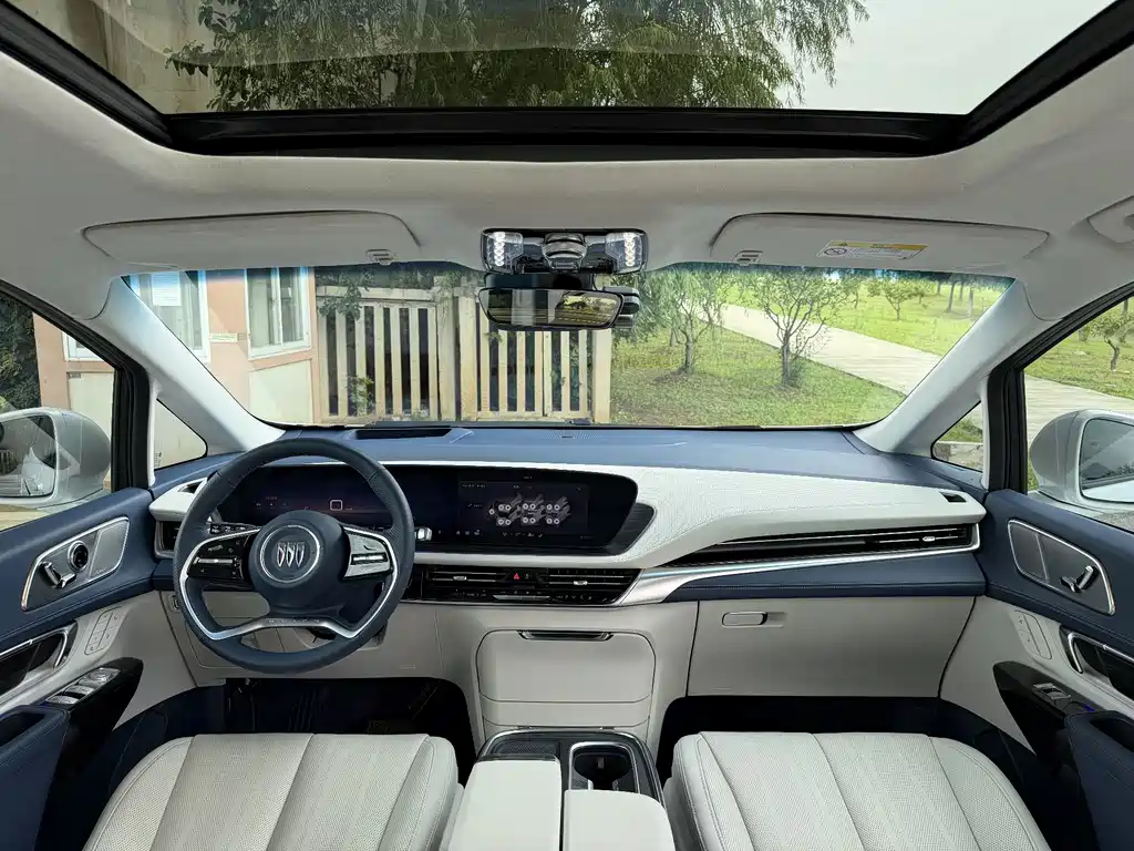 Buick Century — миниатюра 3