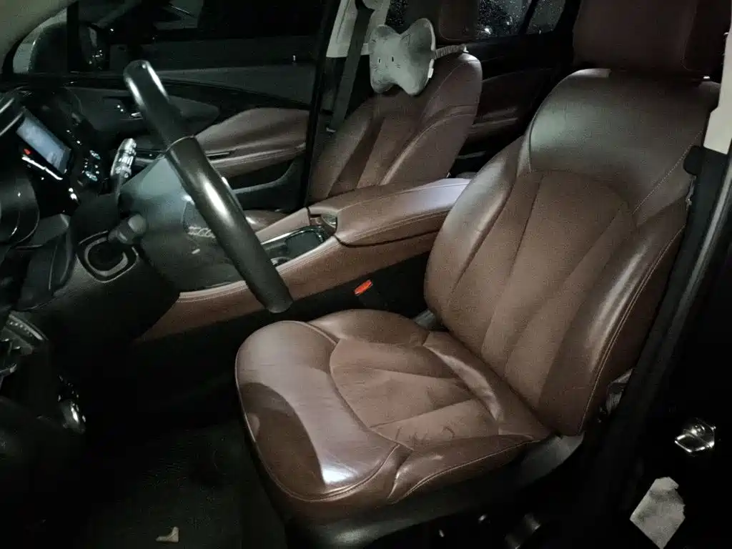 Buick Envision Plus — миниатюра 8