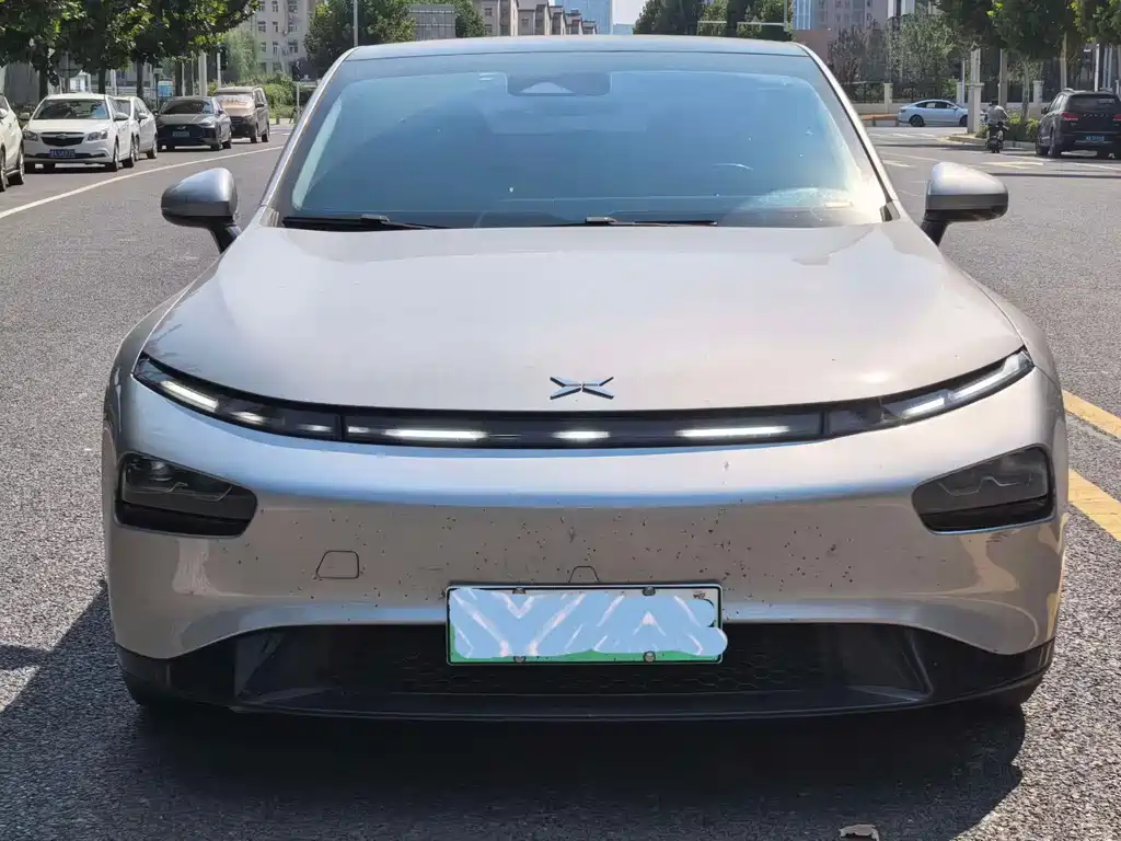 XPeng P7 — миниатюра 2