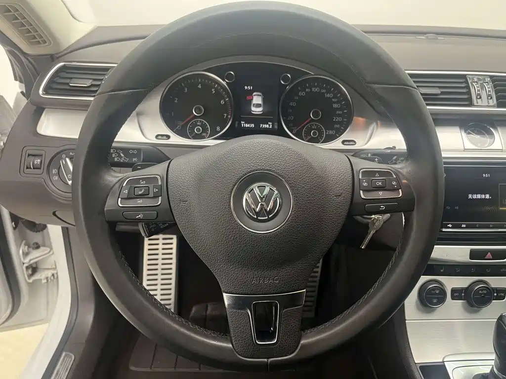Volkswagen CC — миниатюра 11