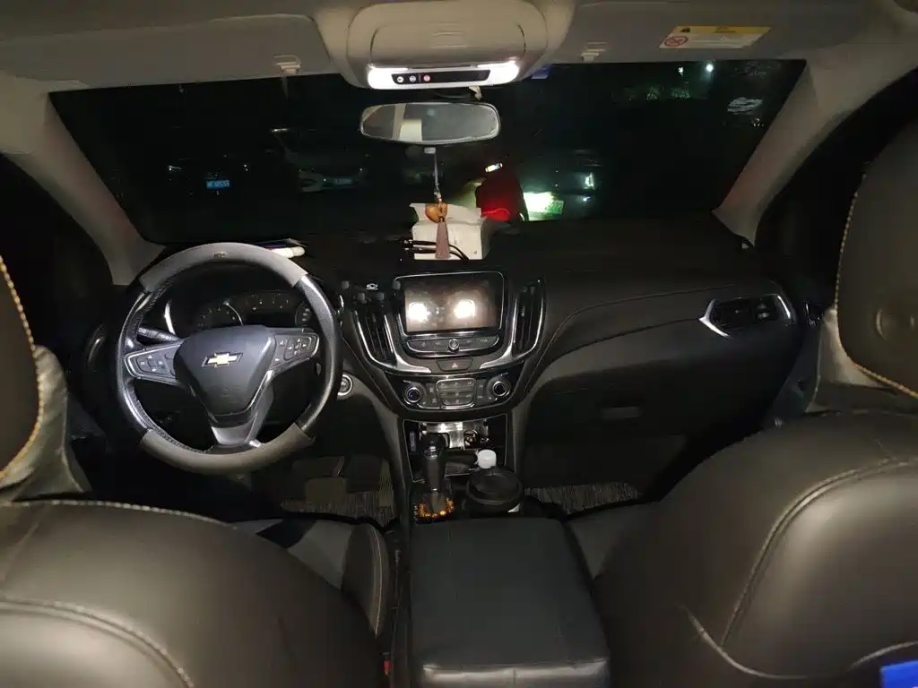 Chevrolet Equinox — миниатюра 5