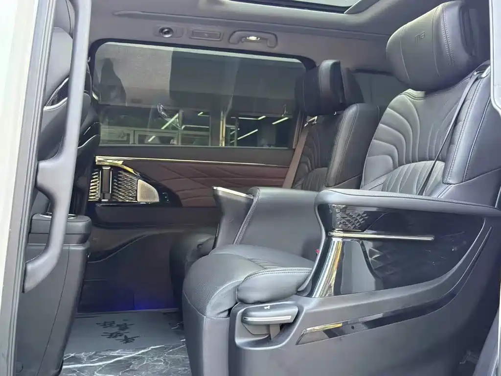 GAC Motor Trumpchi M8 — миниатюра 7