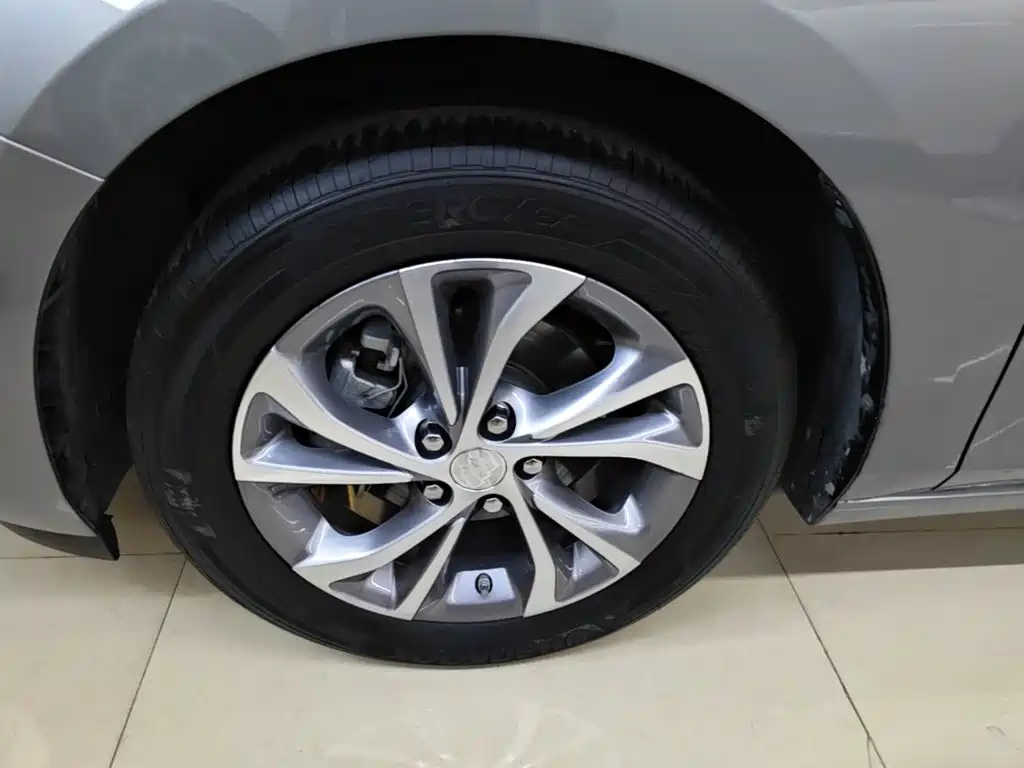 Buick Verano — миниатюра 23