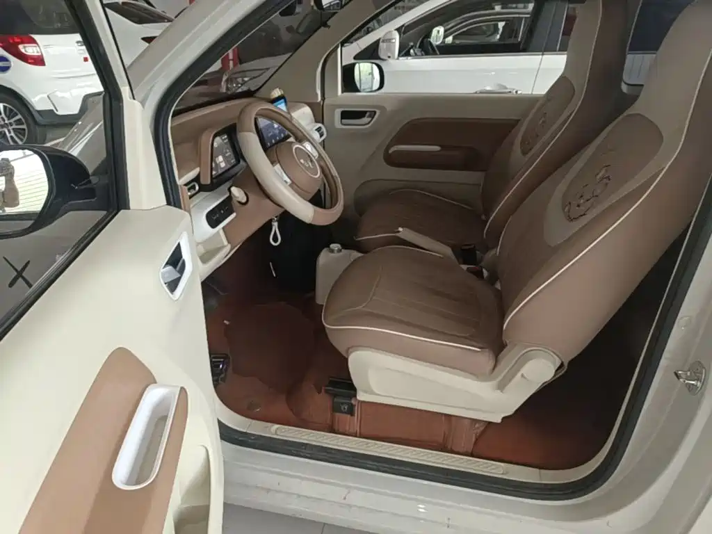 Wuling MINIEV — миниатюра 16