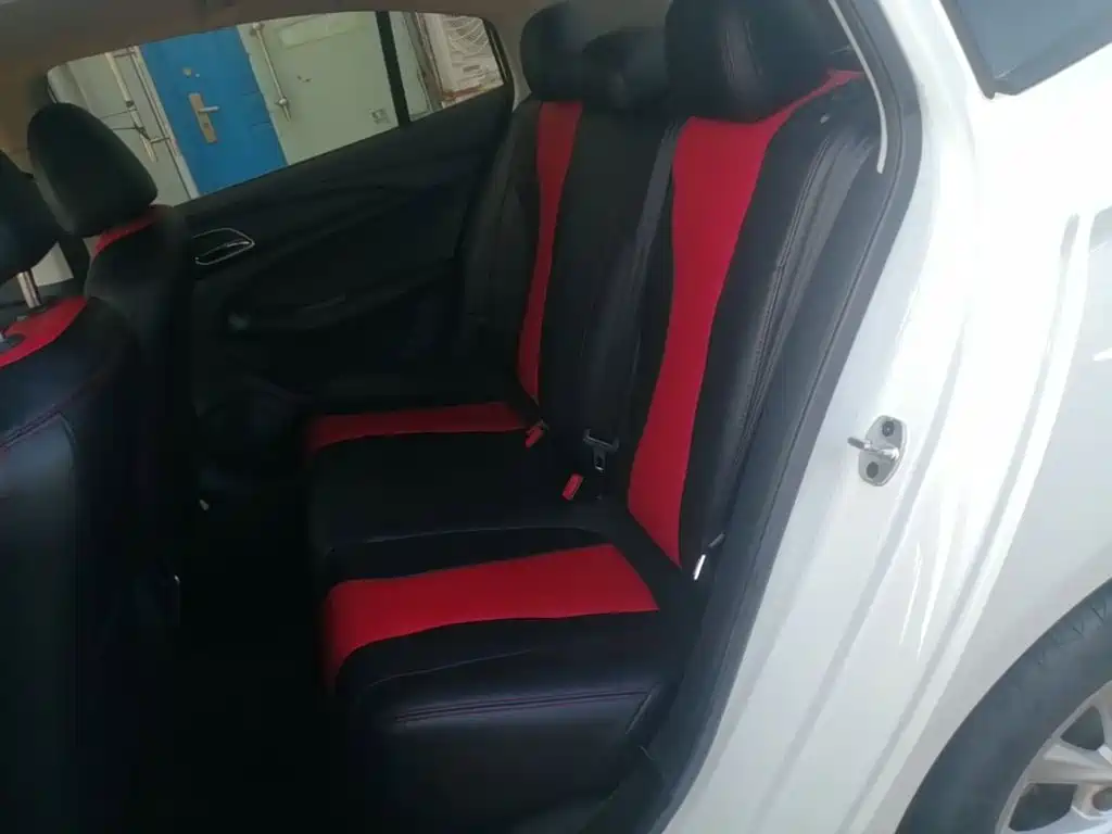 Roewe i5 — миниатюра 17