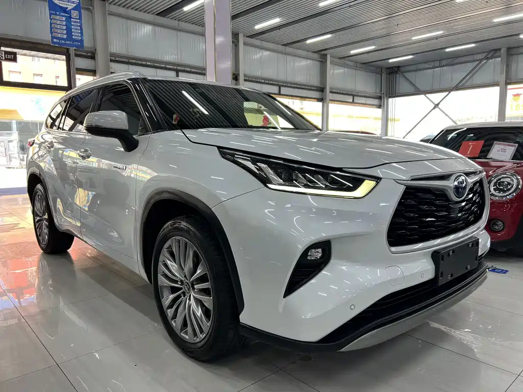 Toyota Highlander — миниатюра 3