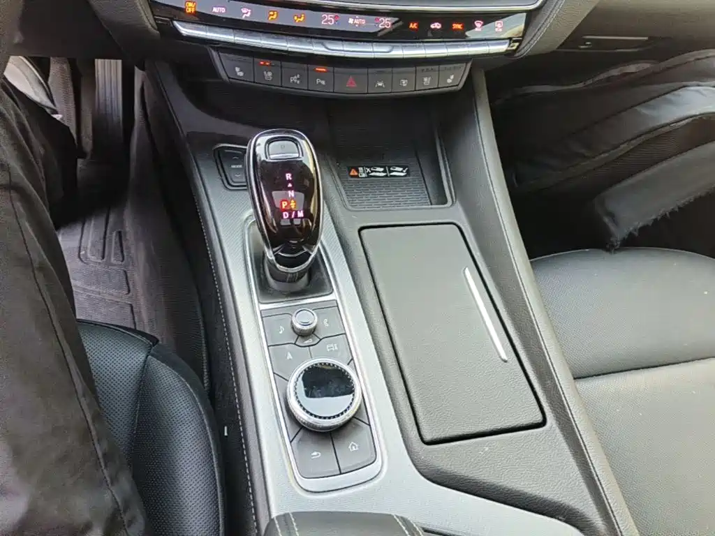 Cadillac CT5 — миниатюра 14