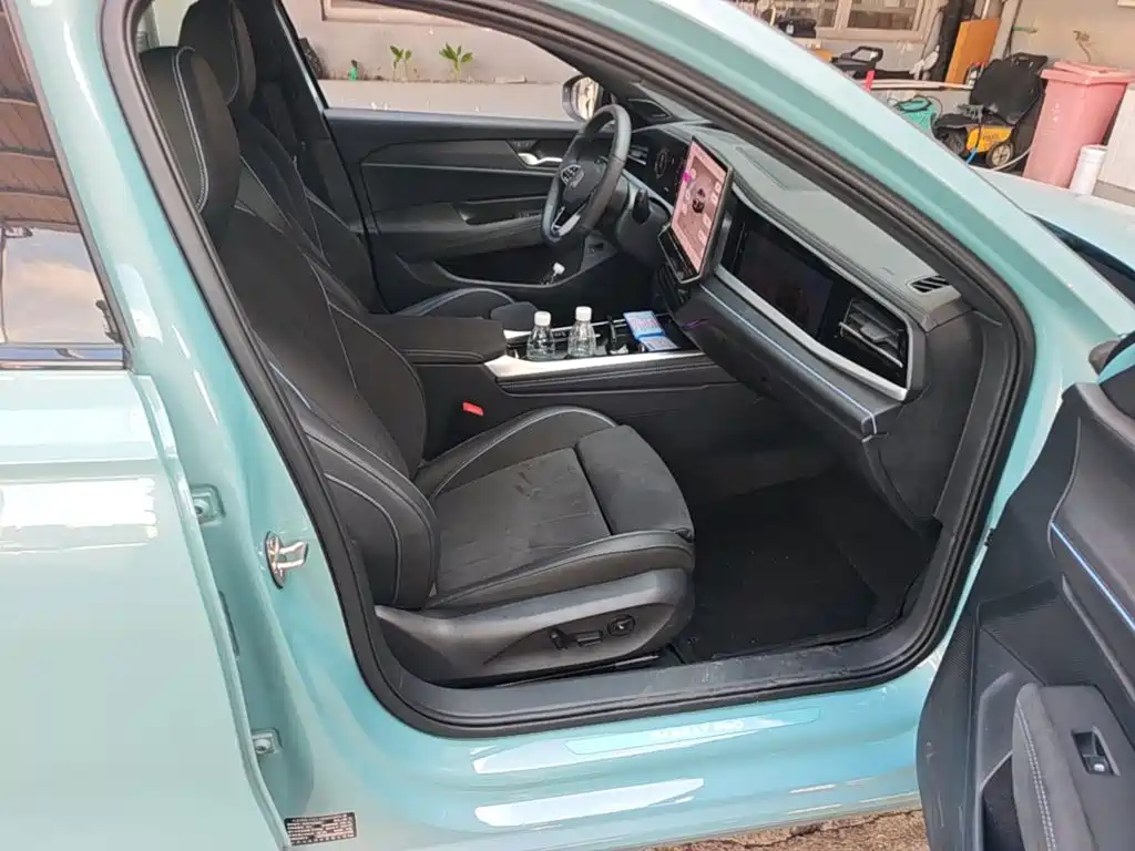 Volkswagen Passat — миниатюра 9