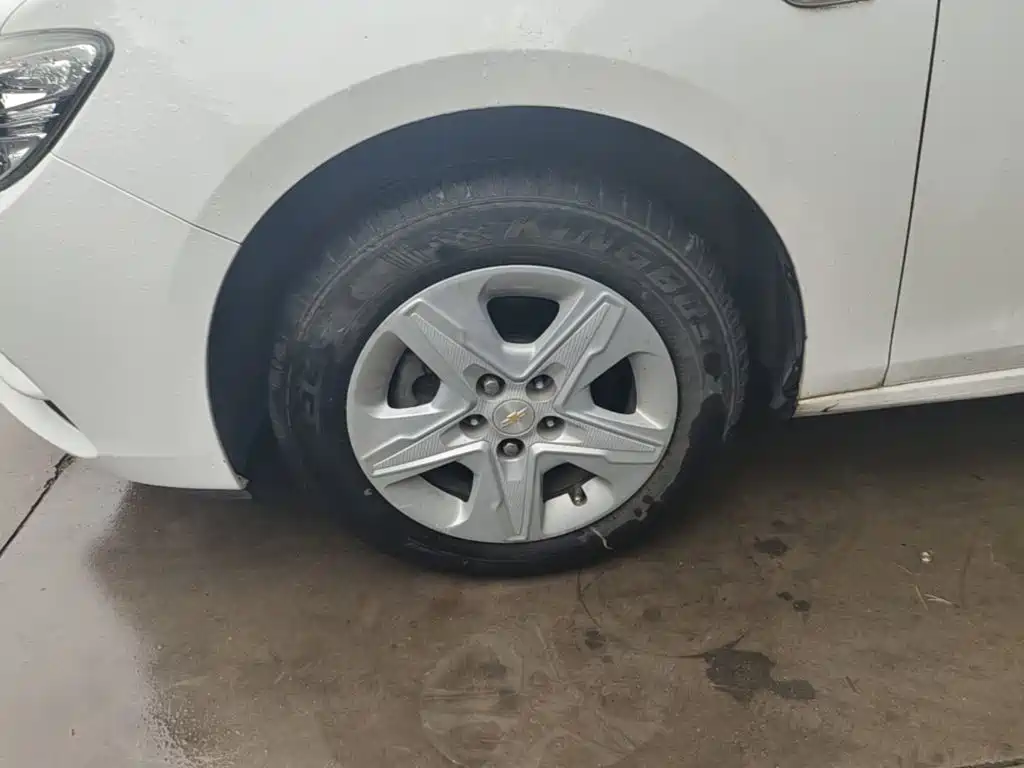 Chevrolet Cavalier — миниатюра 25