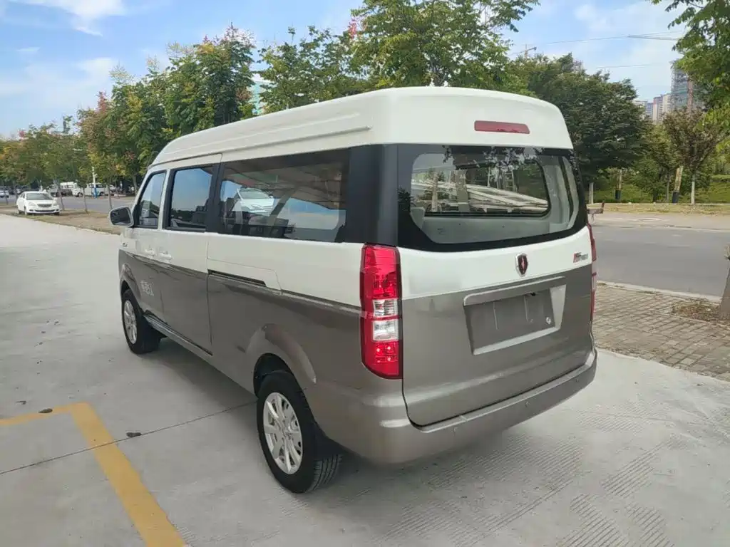 Jinbei Hiace X30L — миниатюра 5
