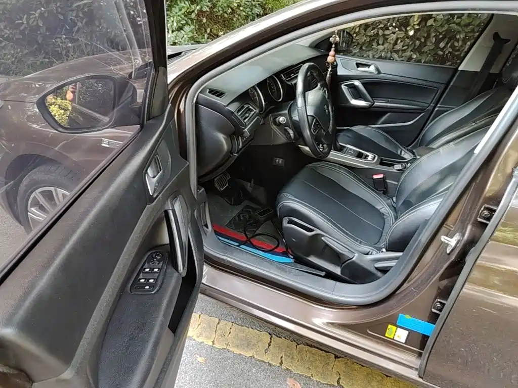 Peugeot 408 — миниатюра 16