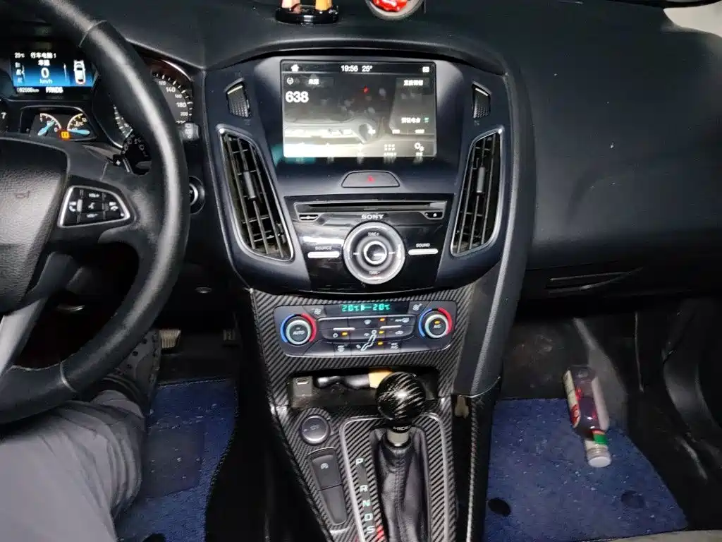 Ford Focus — миниатюра 6