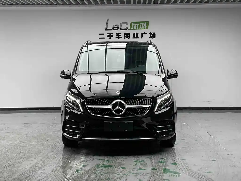 Mercedes-Benz V-Class — миниатюра 2