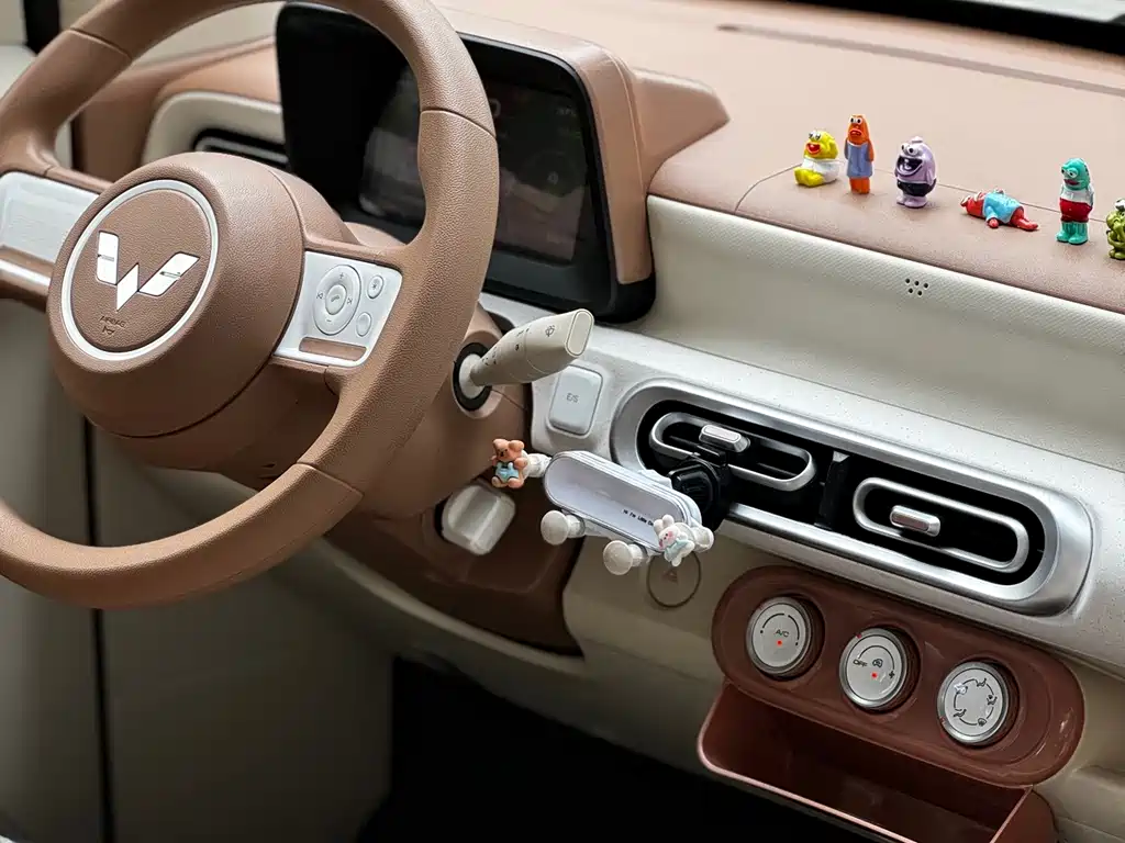 Wuling MINIEV — миниатюра 8