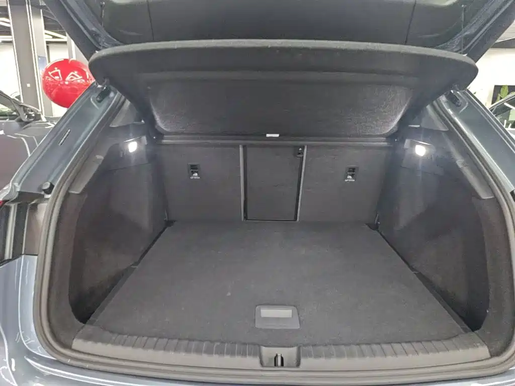 Audi Q4 e-tron — миниатюра 19