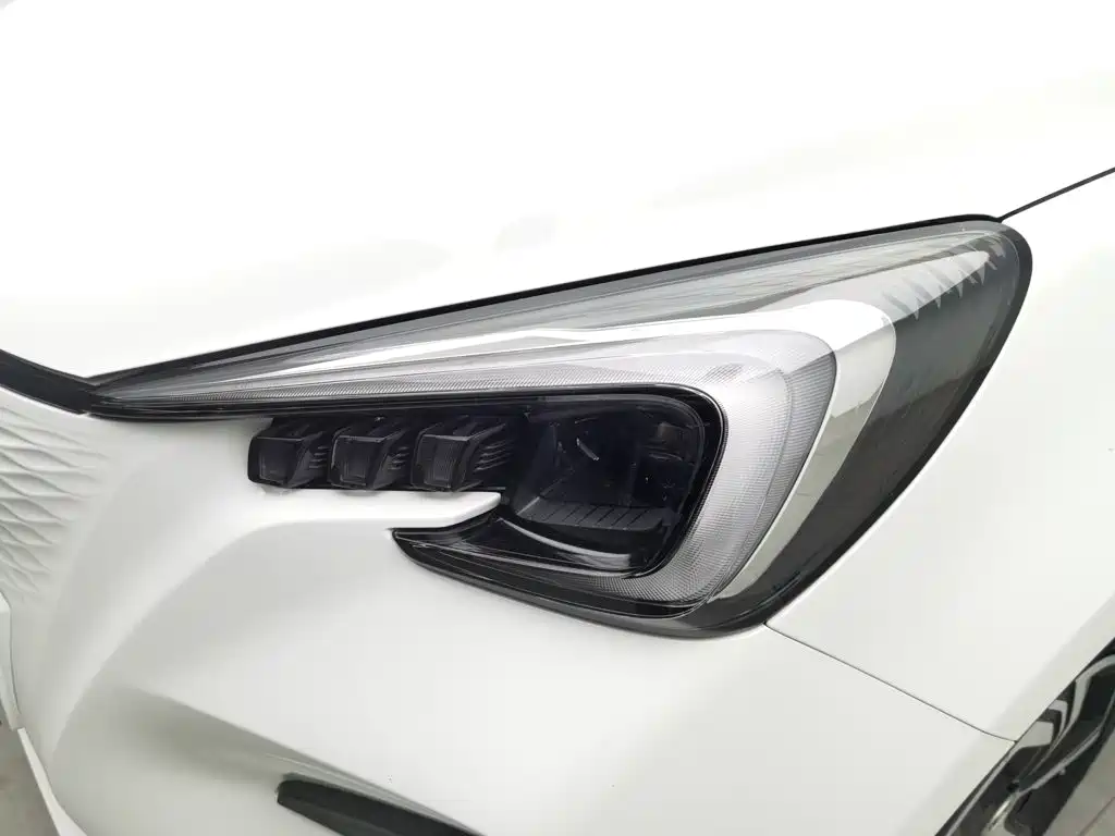 Changan Benben E-Star — миниатюра 7