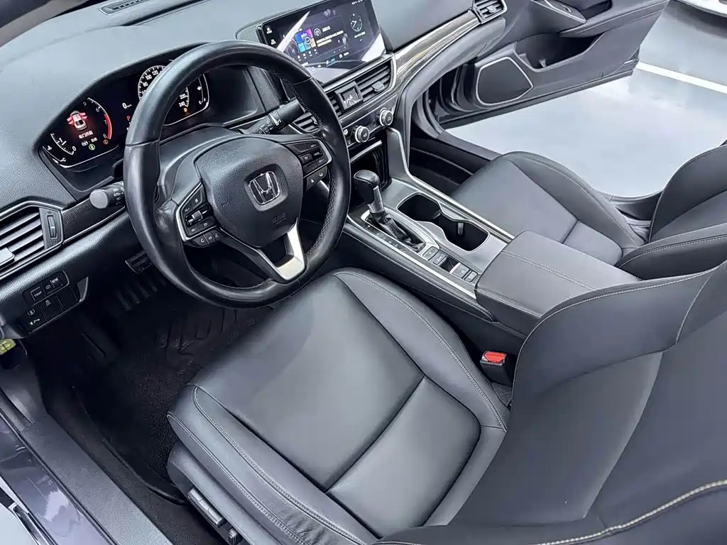 Honda Accord — миниатюра 6