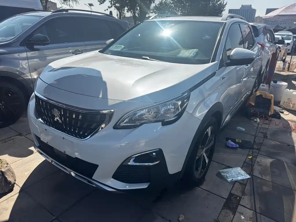 Peugeot 4008
