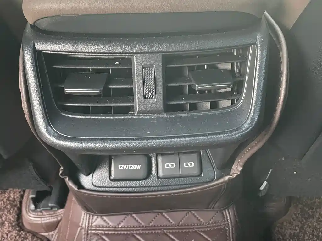 Lexus ES — миниатюра 13