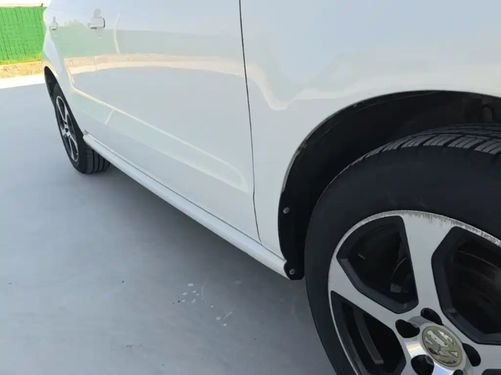 Volkswagen Polo — миниатюра 21