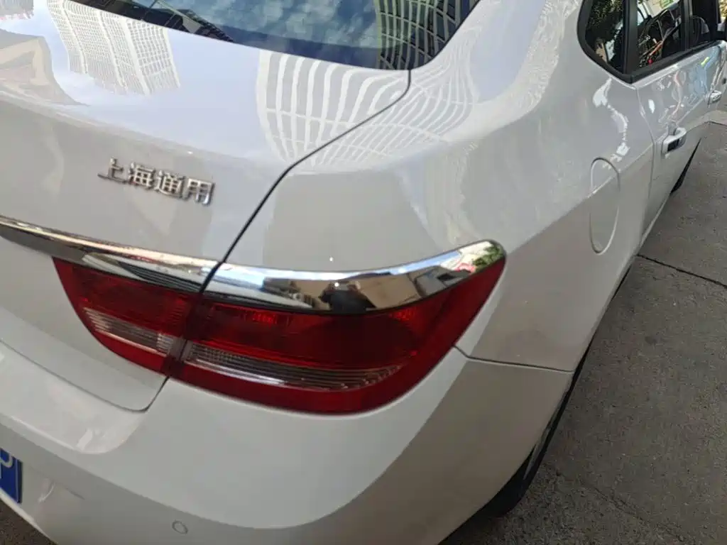 Buick Excelle — миниатюра 8
