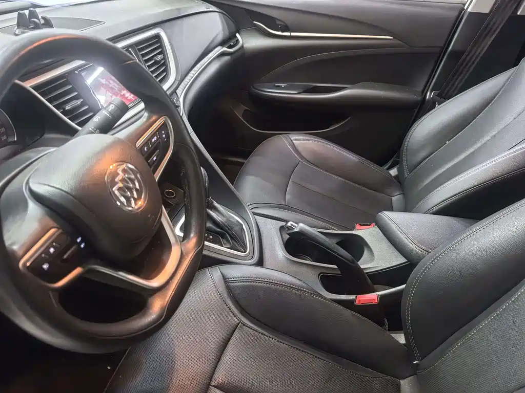 Buick Excelle — миниатюра 10