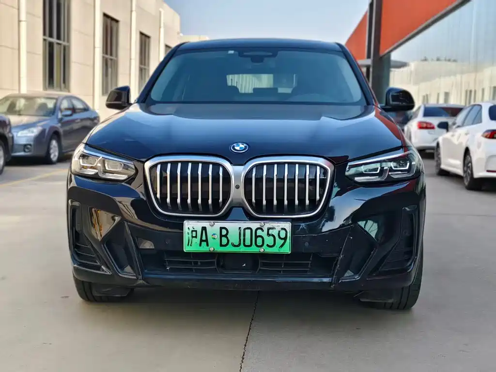 BMW iX3 — миниатюра 2