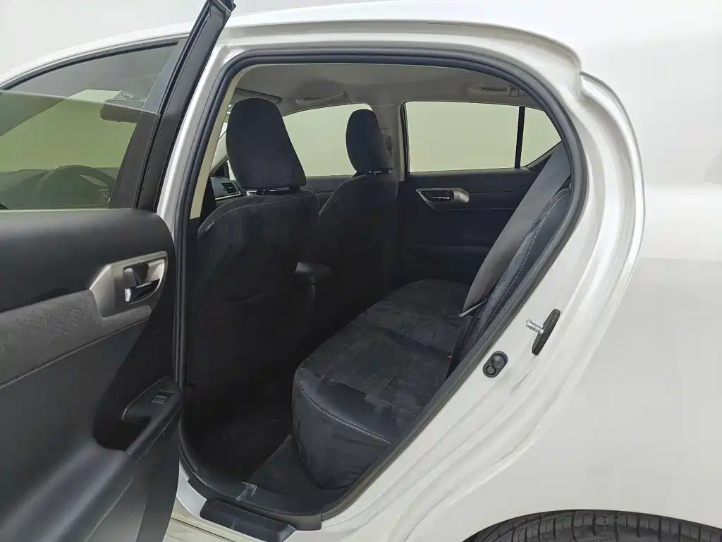 Lexus CT CT200h Elite Edition Single Color, фото 18