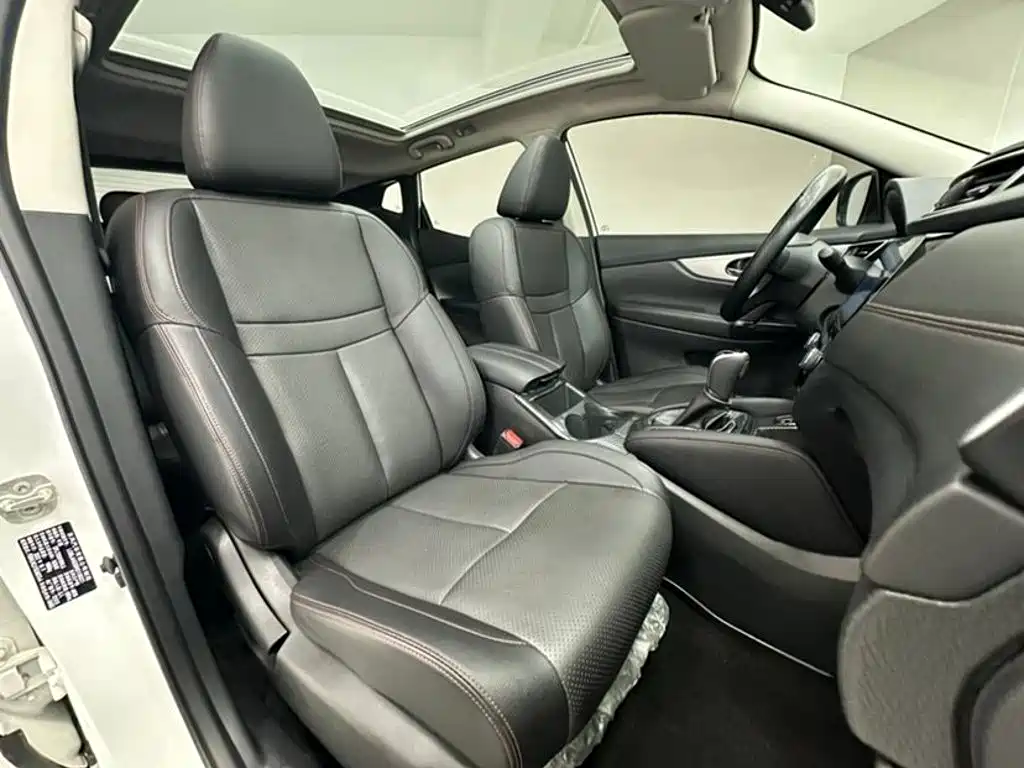 Nissan Qashqai — миниатюра 14
