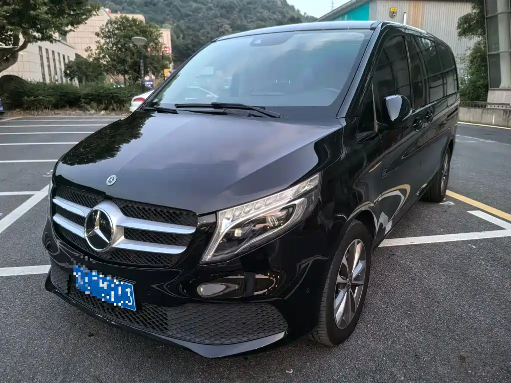 Mercedes-Benz V-Class