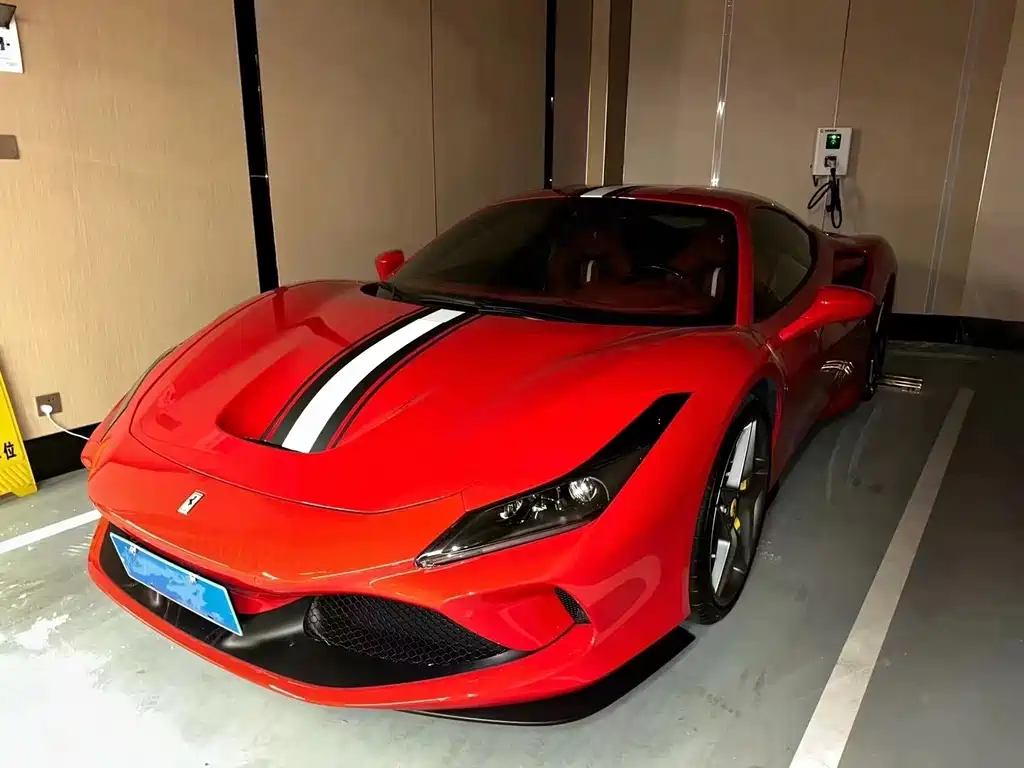 Ferrari F8 2020