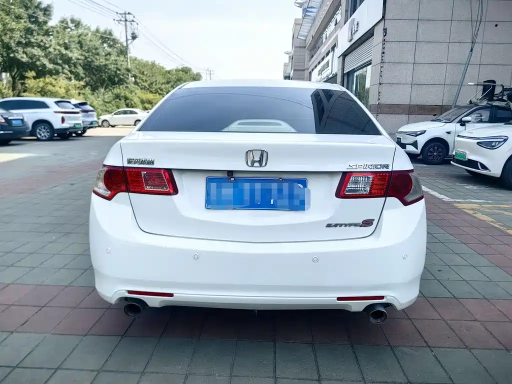 Honda Spirior 2009 2.4L Luxury