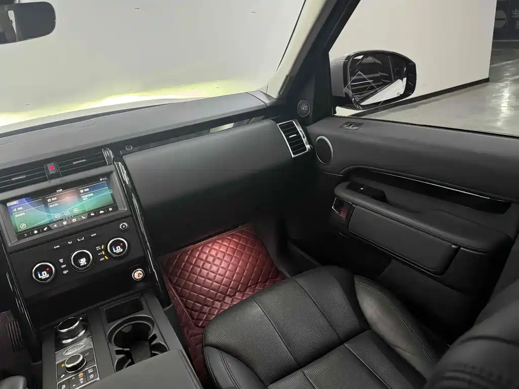 Land Rover Discovery — миниатюра 17