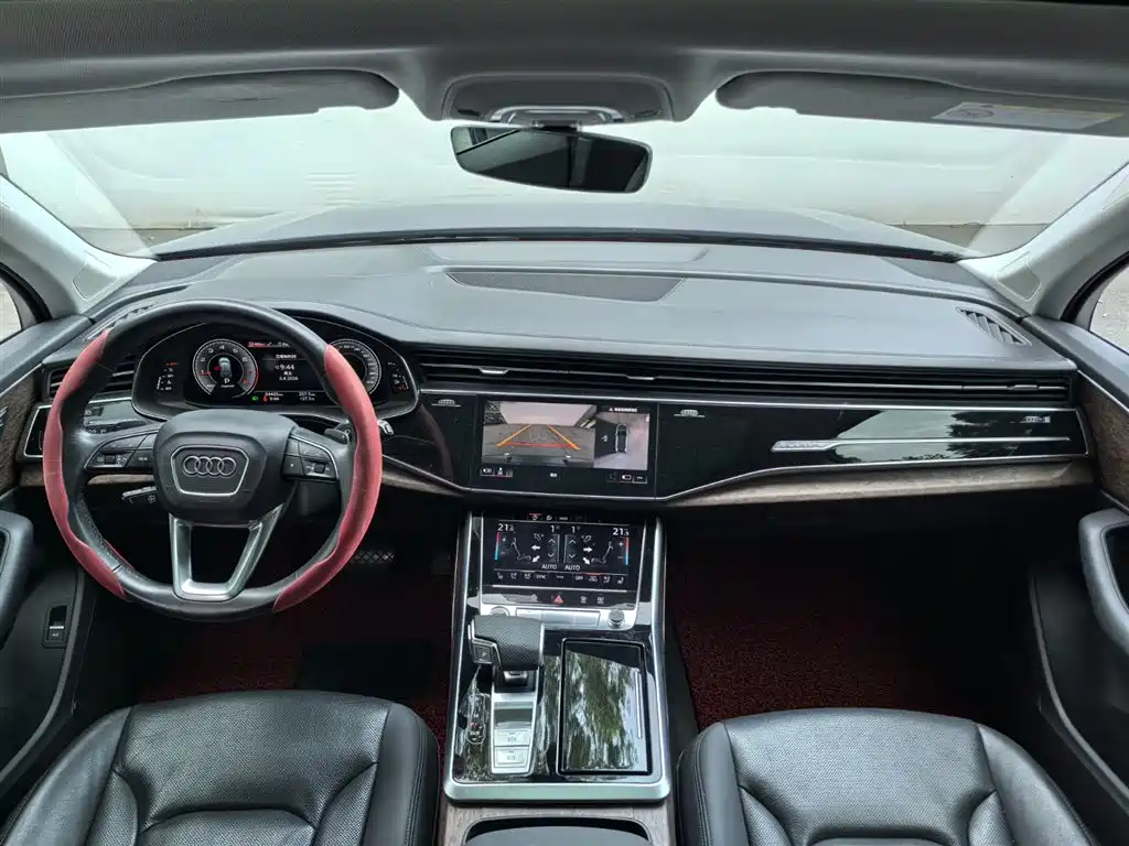 Audi Q7 — миниатюра 7