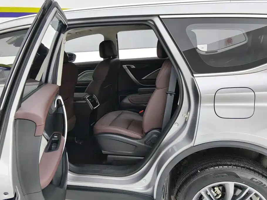 Geely Jia Ji New Energy — миниатюра 11