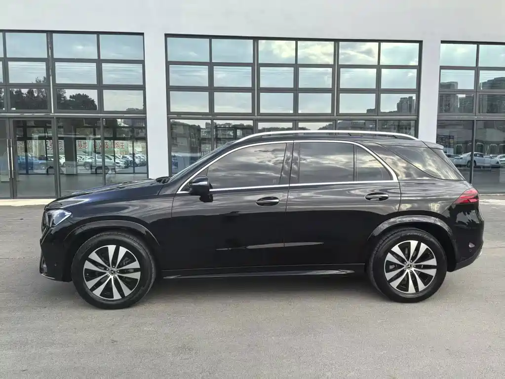 Mercedes-Benz GLE (Import) — миниатюра 15