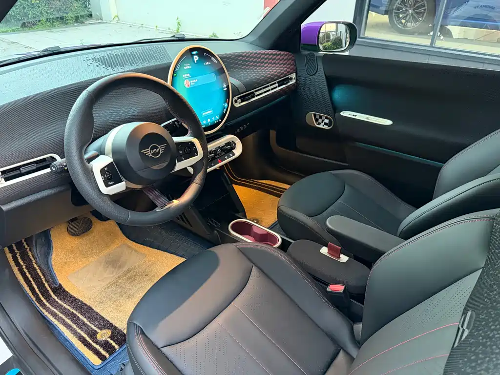 MINI MINI COOPER EV — миниатюра 7