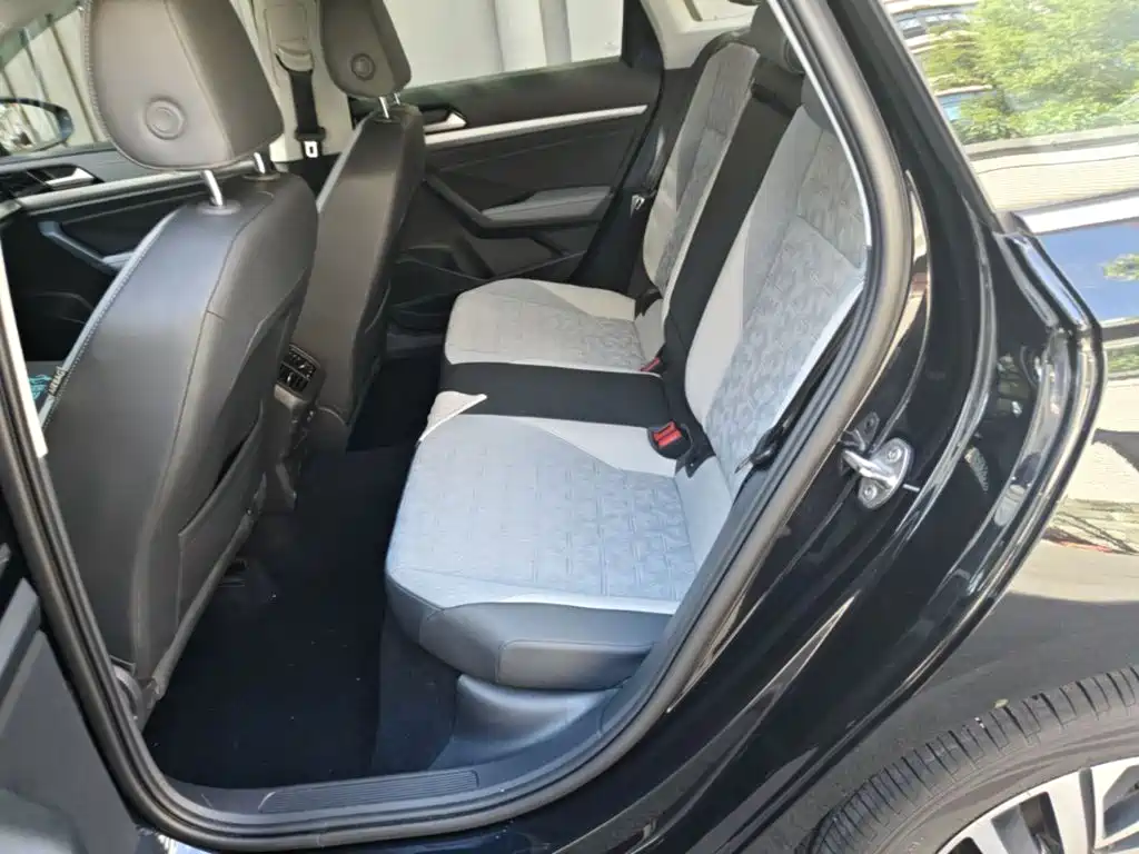 Volkswagen Lavida — миниатюра 17