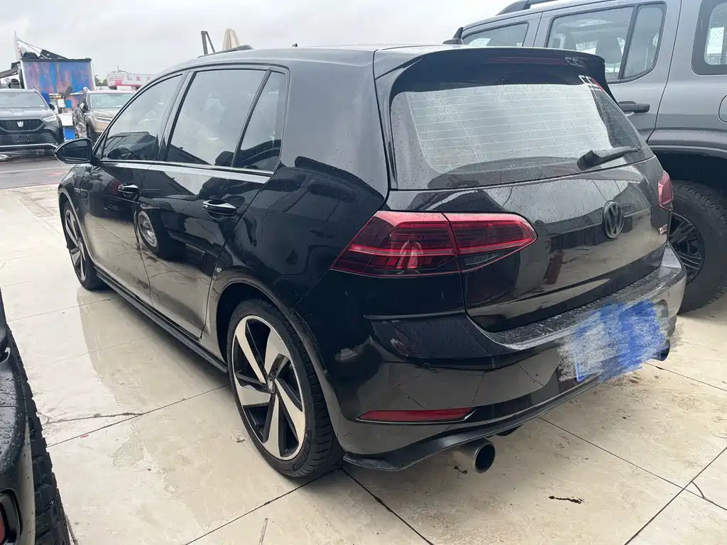 Volkswagen Golf GTI — миниатюра 16