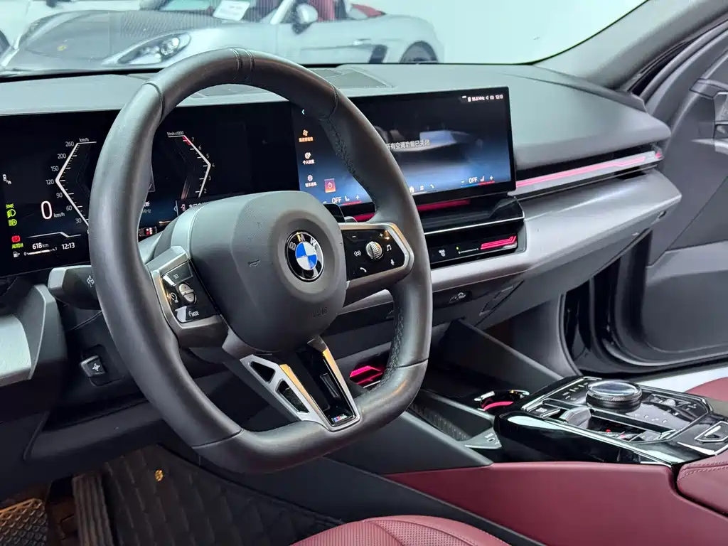 BMW 5 Series — миниатюра 5